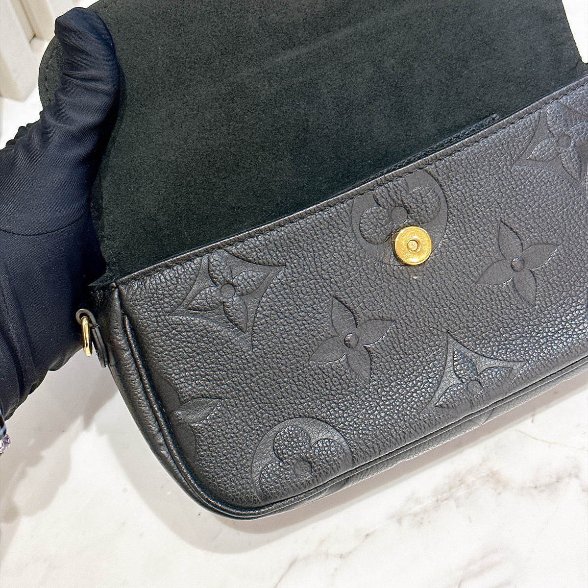 LV Ivy in Black Empreinte