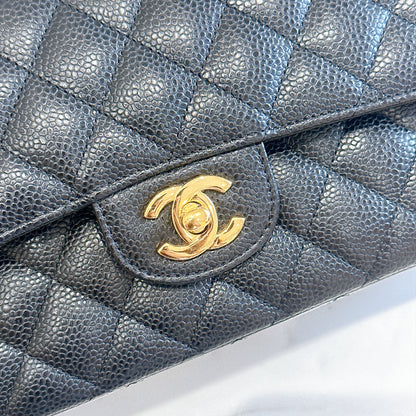Chanel Classic Flap Medium in Black GHW