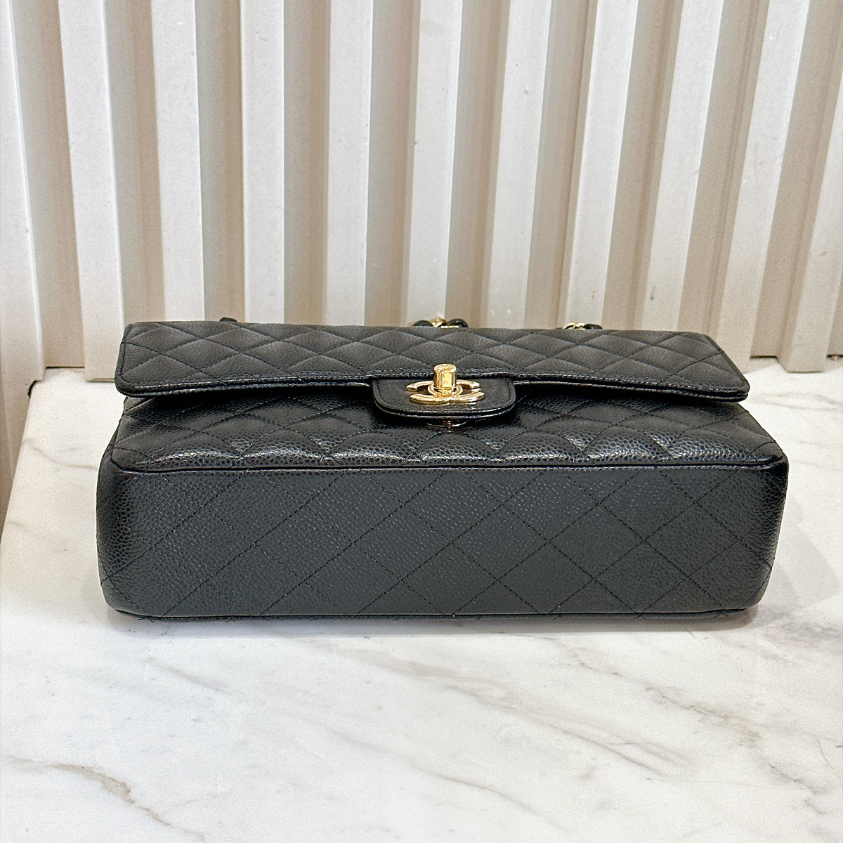 Chanel Classic Flap Medium in Black GHW
