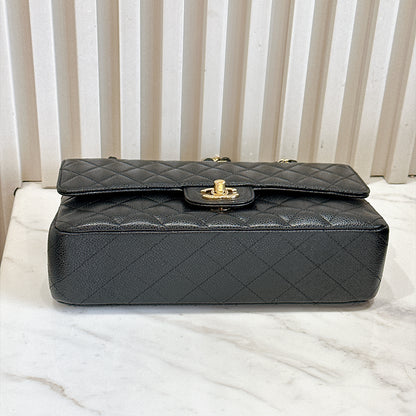 Chanel Classic Flap Medium in Black GHW