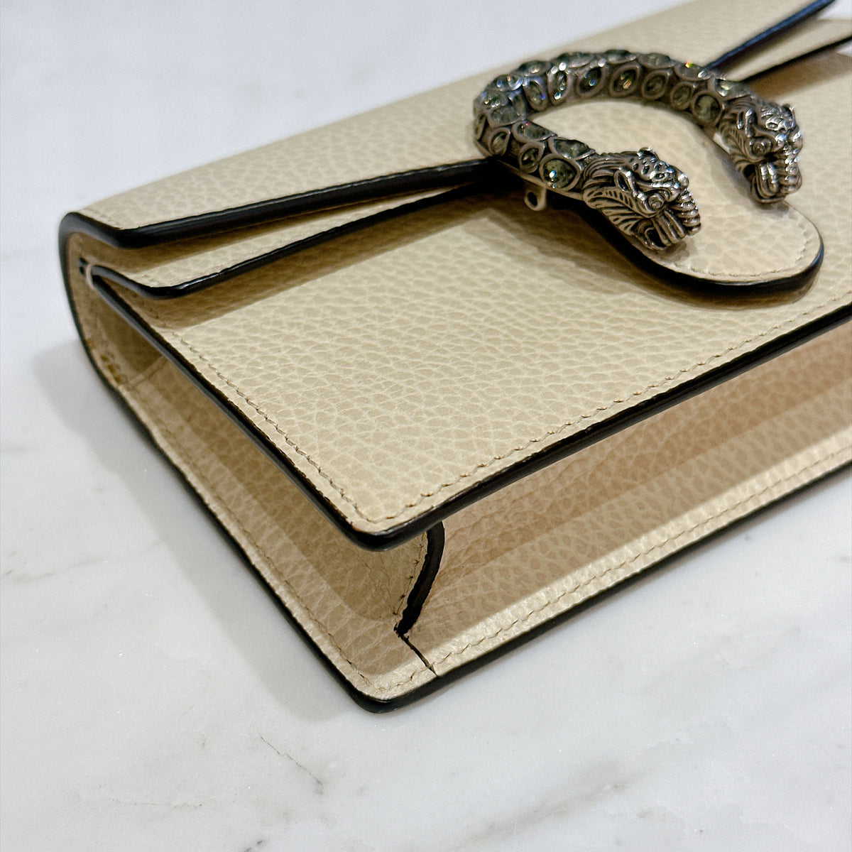 Gucci Dionysus Supermini in White