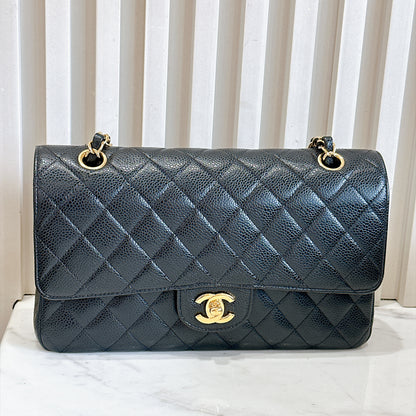 Chanel Classic Flap Medium in Black GHW