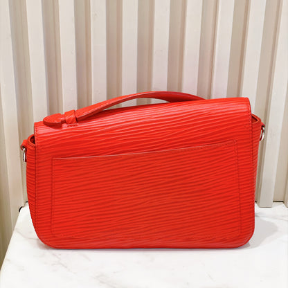 LV Monceau Distorted Epi XL in Red
