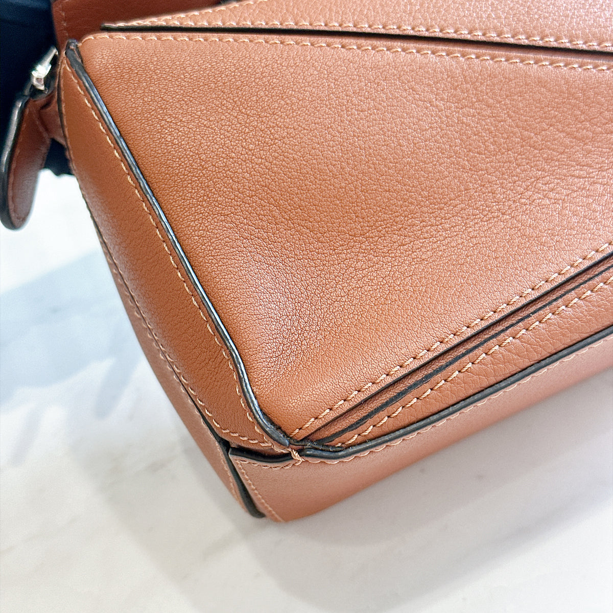 Loewe Puzzle Mini in Tan