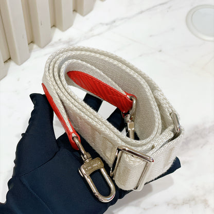 LV Monceau Distorted Epi XL in Red