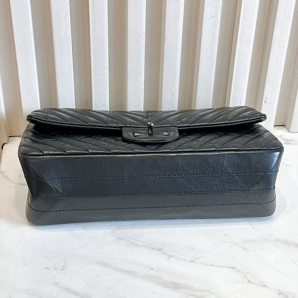 Chanel 2.55 So Black Small Reissue in Chevron