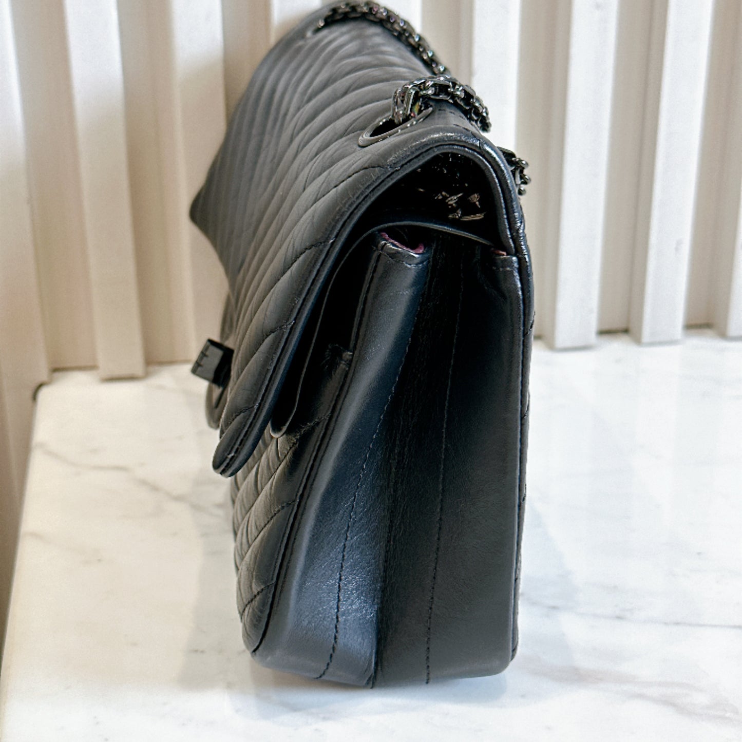 Chanel 2.55 So Black Small Reissue in Chevron