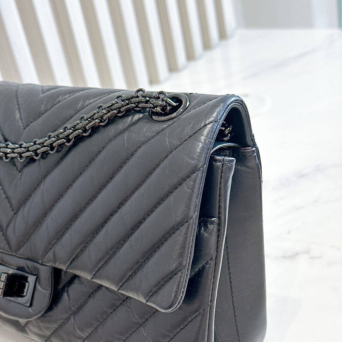 Chanel 2.55 So Black Small Reissue in Chevron