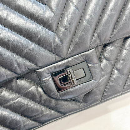 Chanel 2.55 So Black Small Reissue in Chevron
