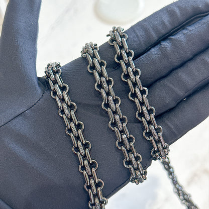 Chanel 2.55 So Black Small Reissue in Chevron