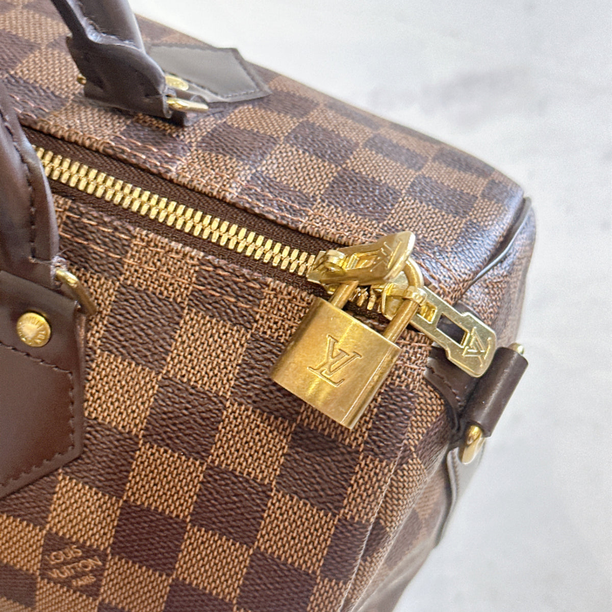 LV Damier Ebene Speedy Bandouliere 30