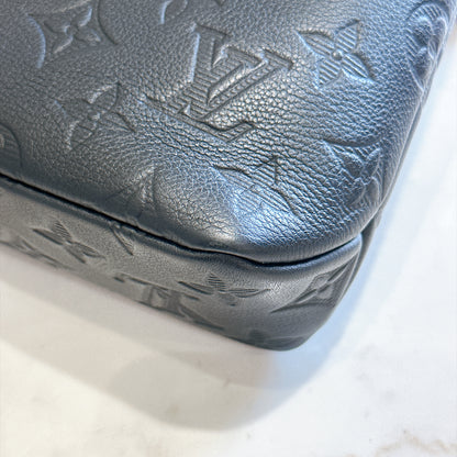 LV Pochette Voyage Souple
