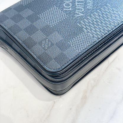 LV Damier Graphite Studio Messenger