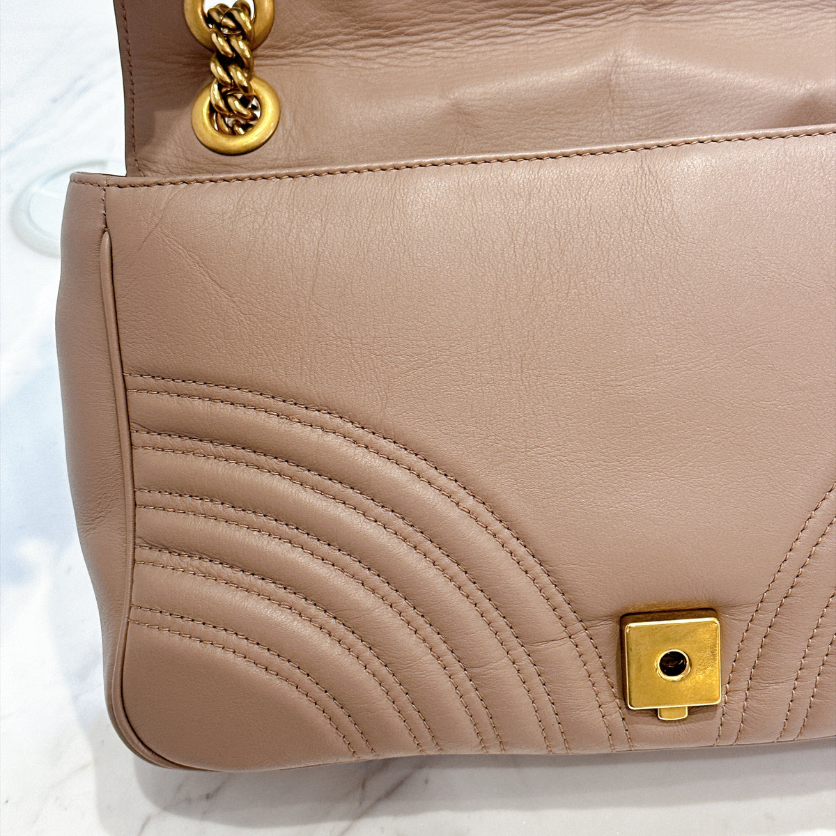 Gucci Marmont Medium Flap in Rose Pink