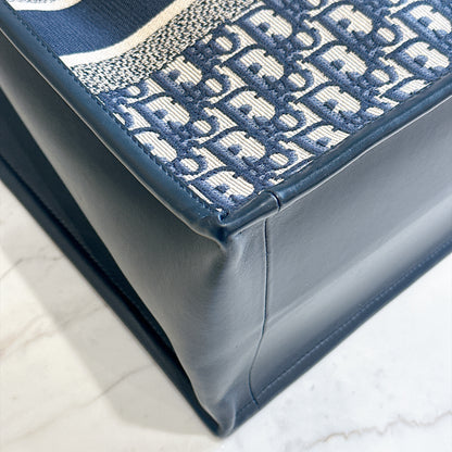 Dior Medium Book Tote In Blue Oblique and Calfskin