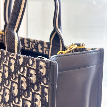Dior Medium Book Tote In Blue Oblique and Calfskin