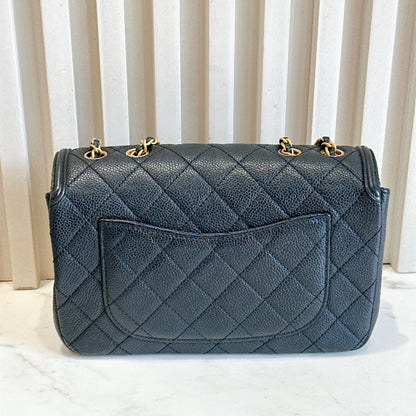 Chanel CC Filigree Black Flap Bag in Caviar GHW