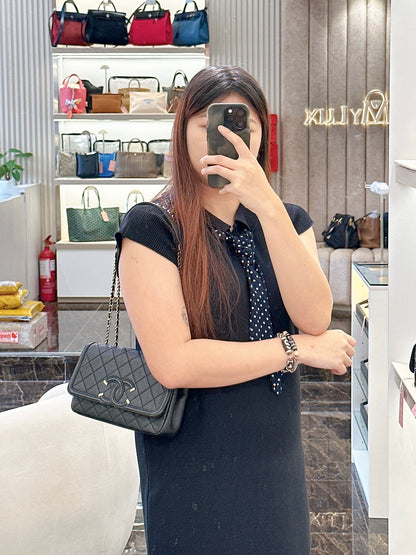 Chanel CC Filigree Black Flap Bag in Caviar GHW
