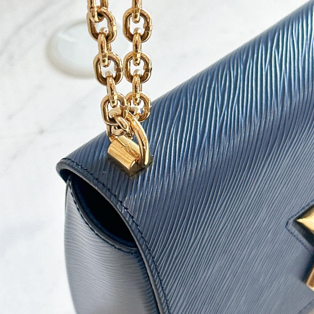 LV Twist MM in Blue