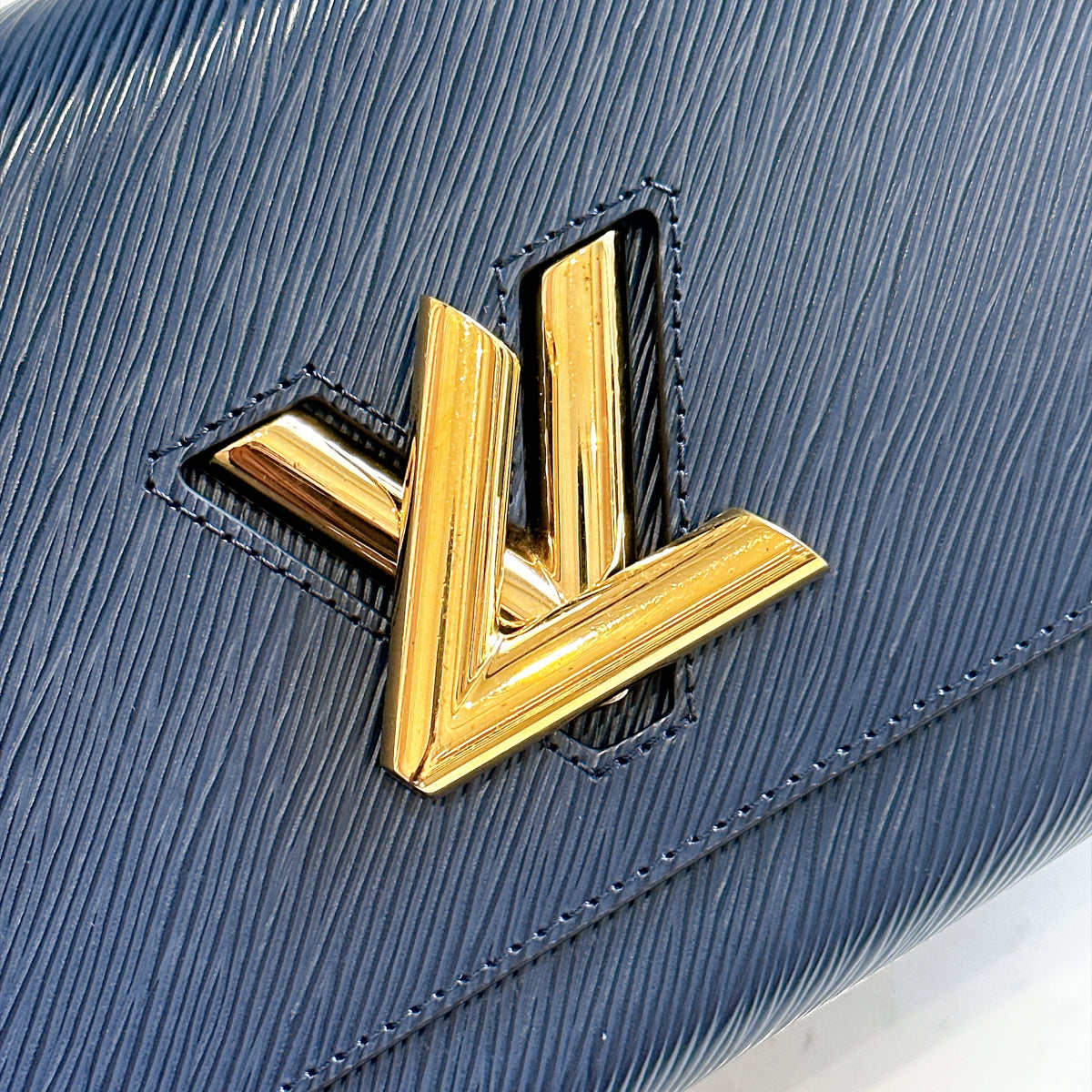LV Twist MM in Blue