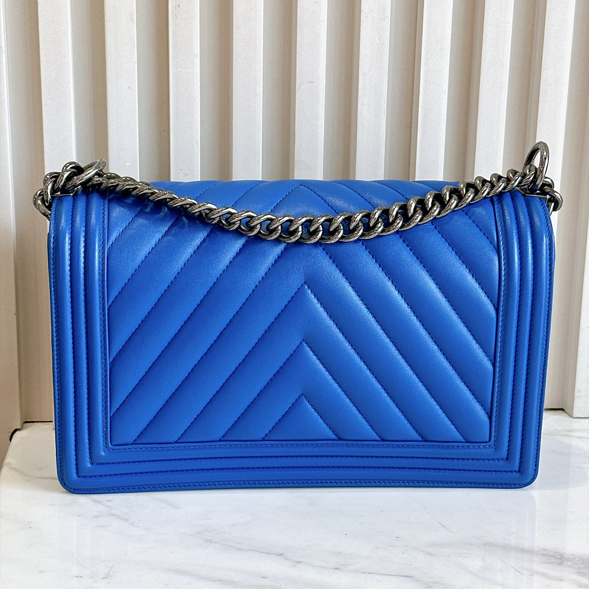 Chanel Chevron Boy New Medium in Blue Calfskin