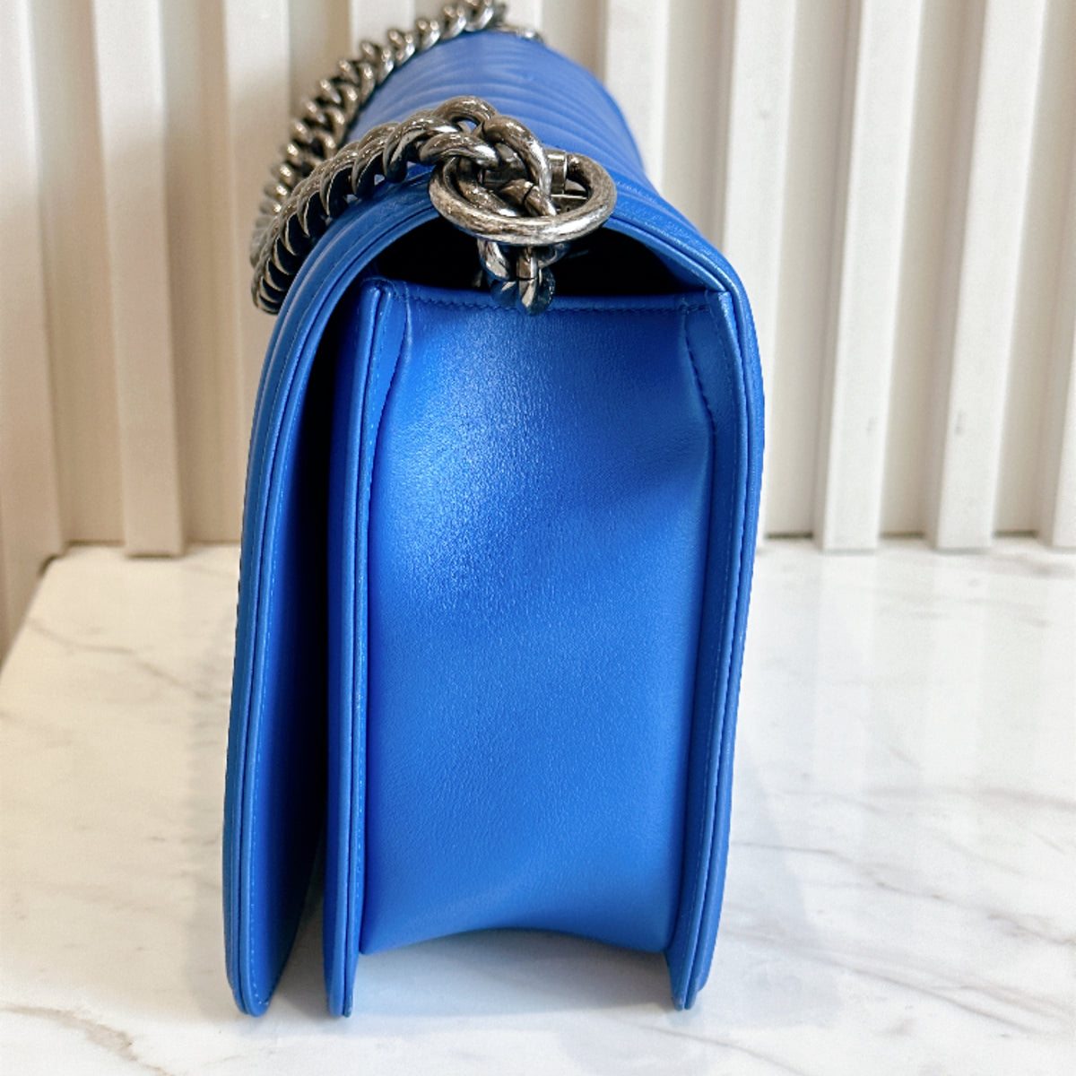 Chanel Chevron Boy New Medium in Blue Calfskin