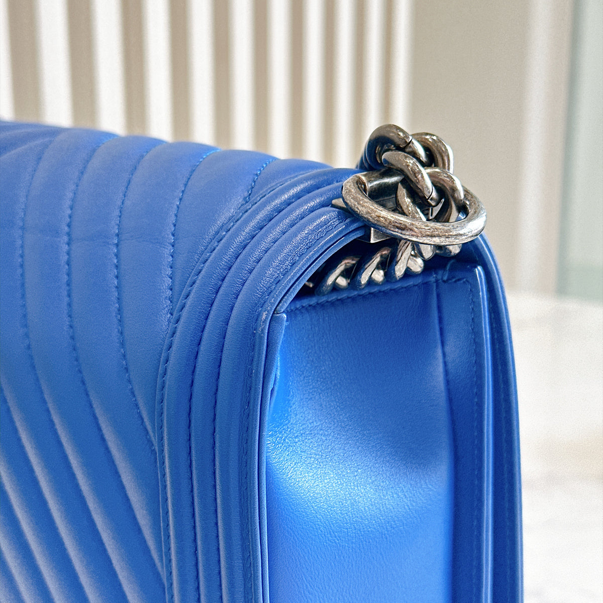 Chanel Chevron Boy New Medium in Blue Calfskin