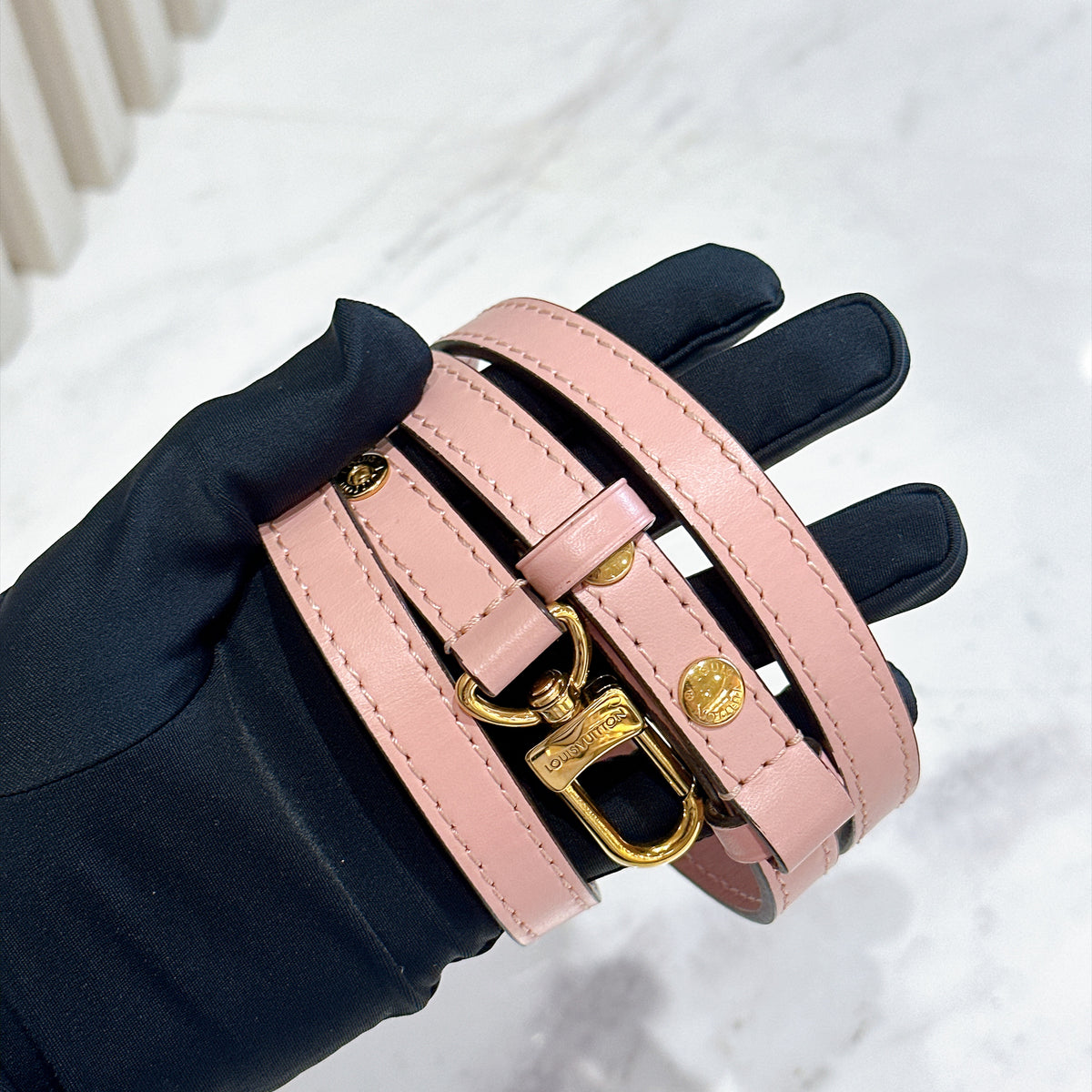 LV Neo Noe MM in Pink