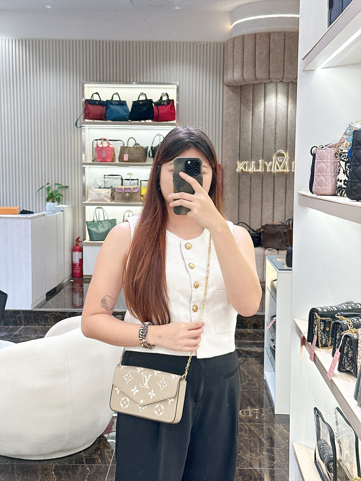 LV Felicie Pochette in Touterelle/Creme Empreinte Leather