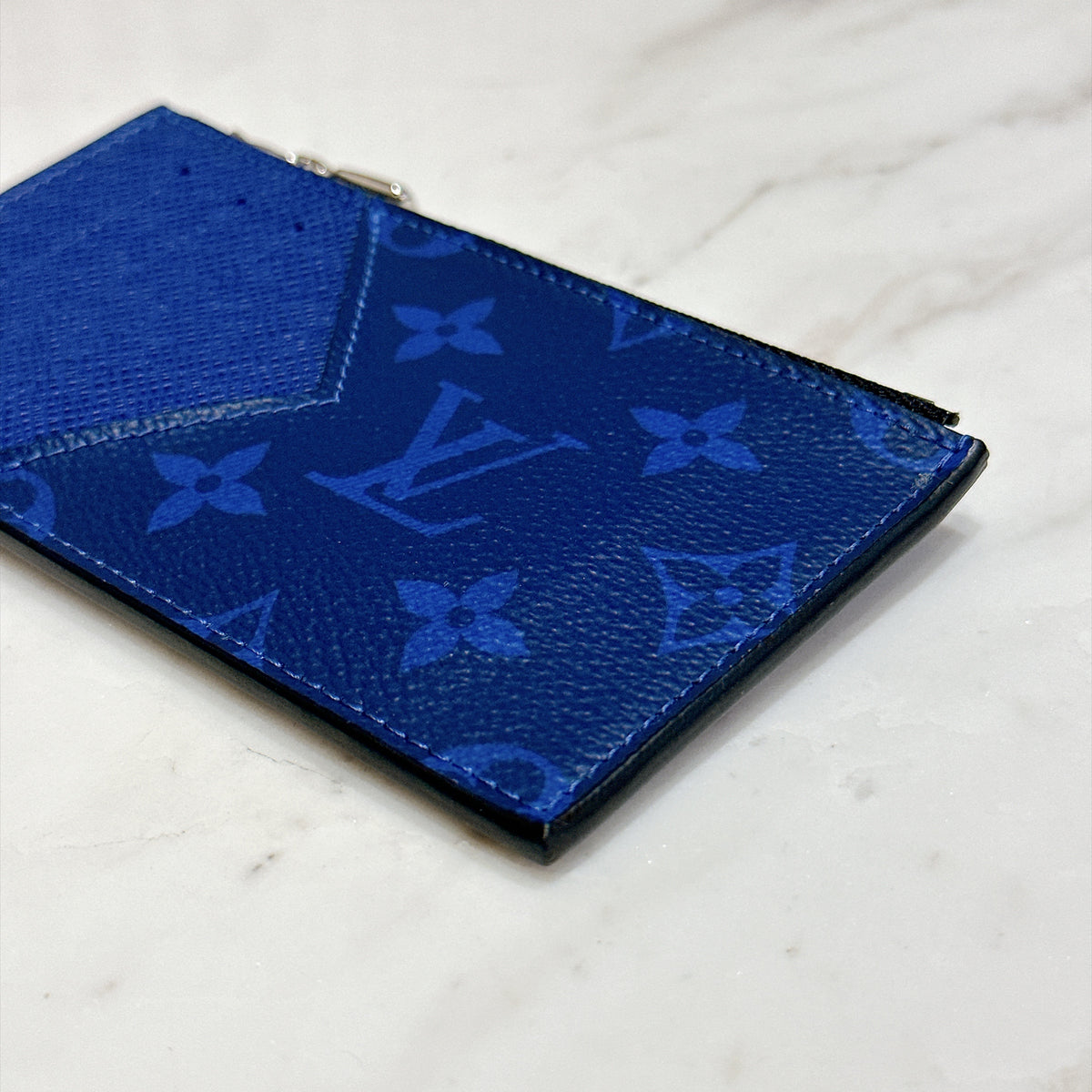 LV Taigarama Coin Card Holder in Cobalt Blue