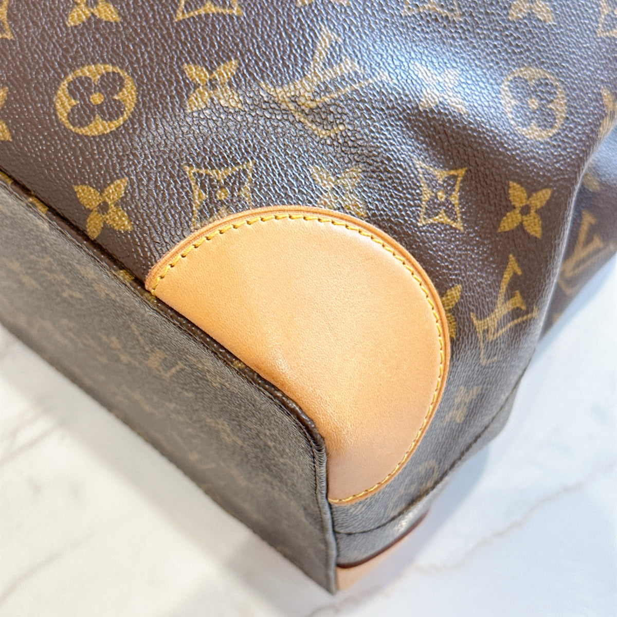 LV Monogram Hampstead MM