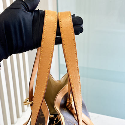 LV Monogram Hampstead MM
