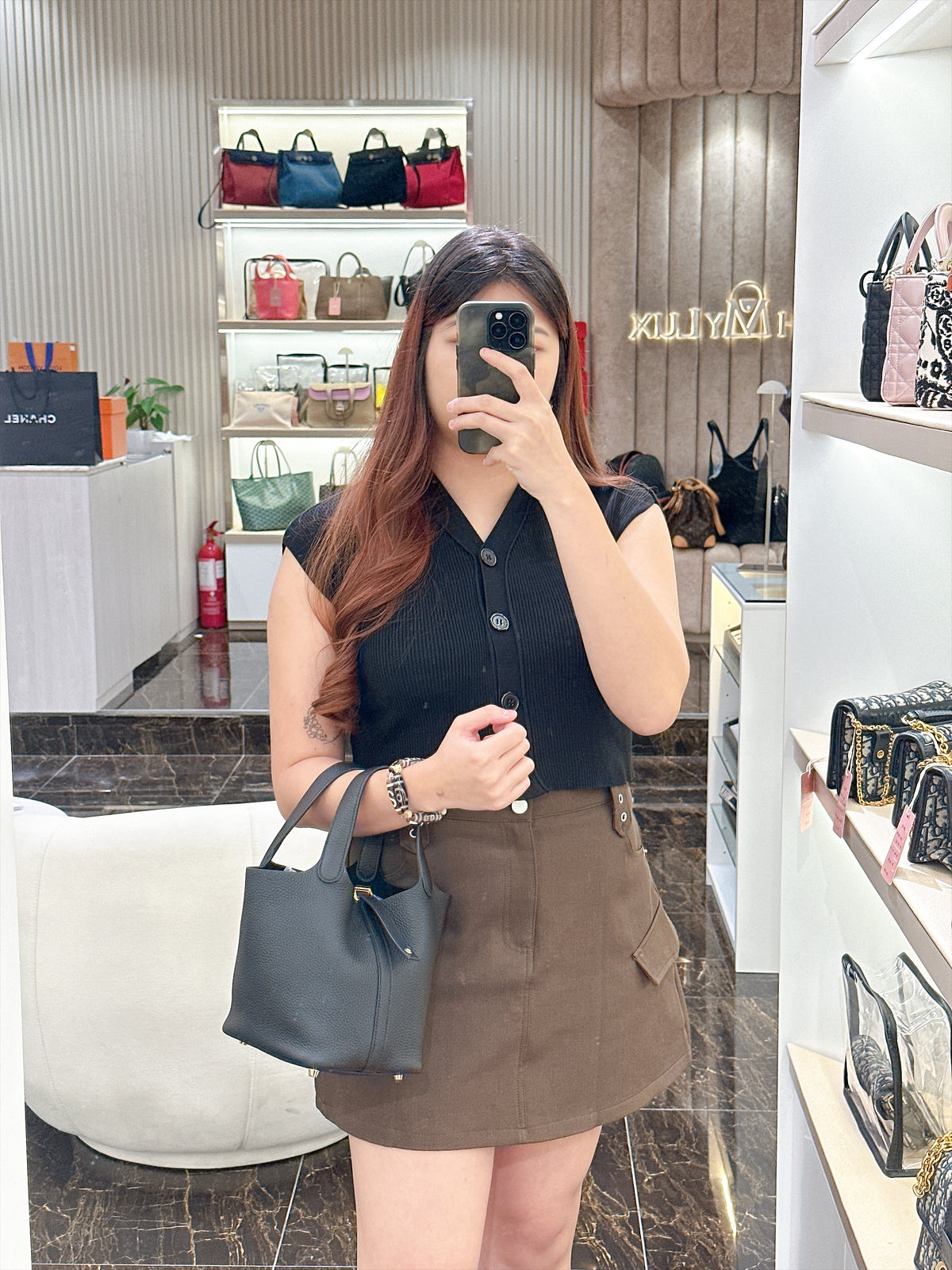 Hermes Picotin 18 Noir in GHW