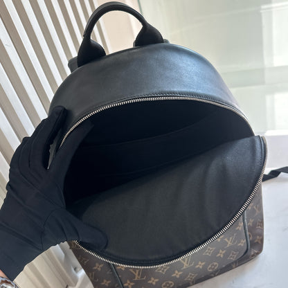 LV Sac A Dos Josh Backpack