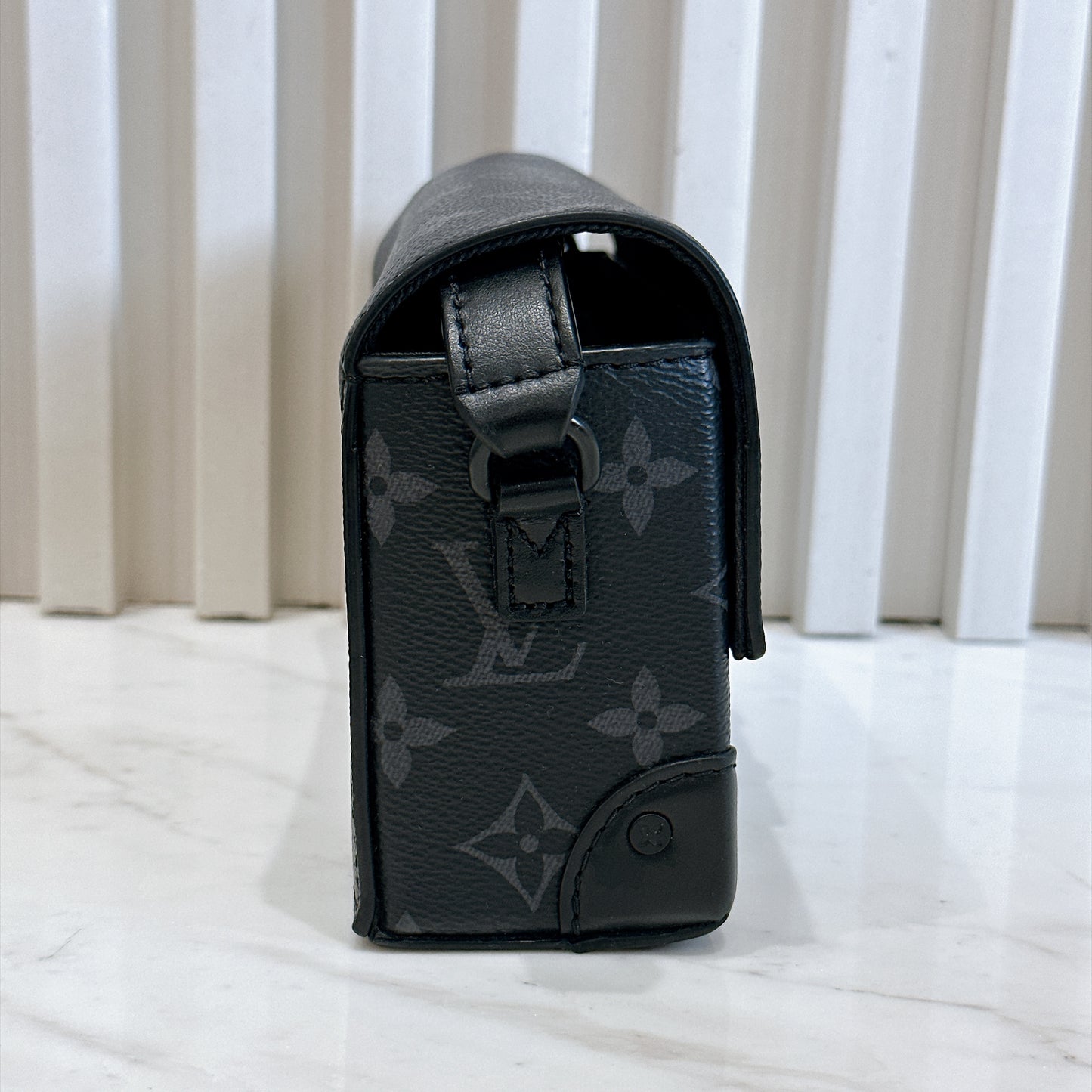 LV Steamer Wearable Wallet in Monogram Eclipse