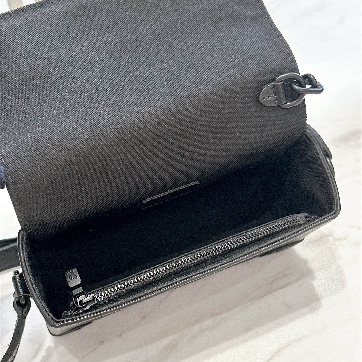 LV Steamer Wearable Wallet in Monogram Eclipse