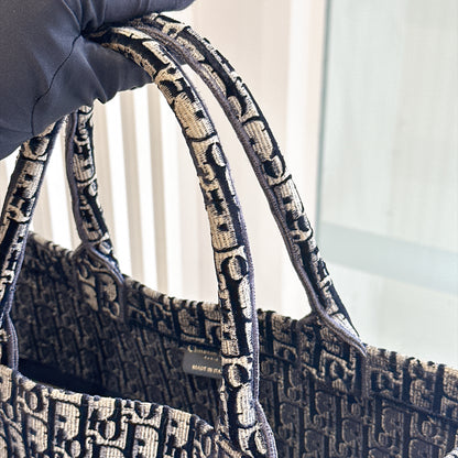 Dior Large Book Tote in Blue in Embroidered Velvet