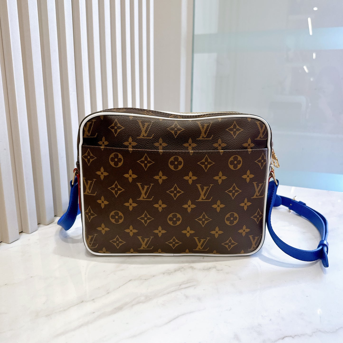 LV Monogram X NBA Nil Messenger