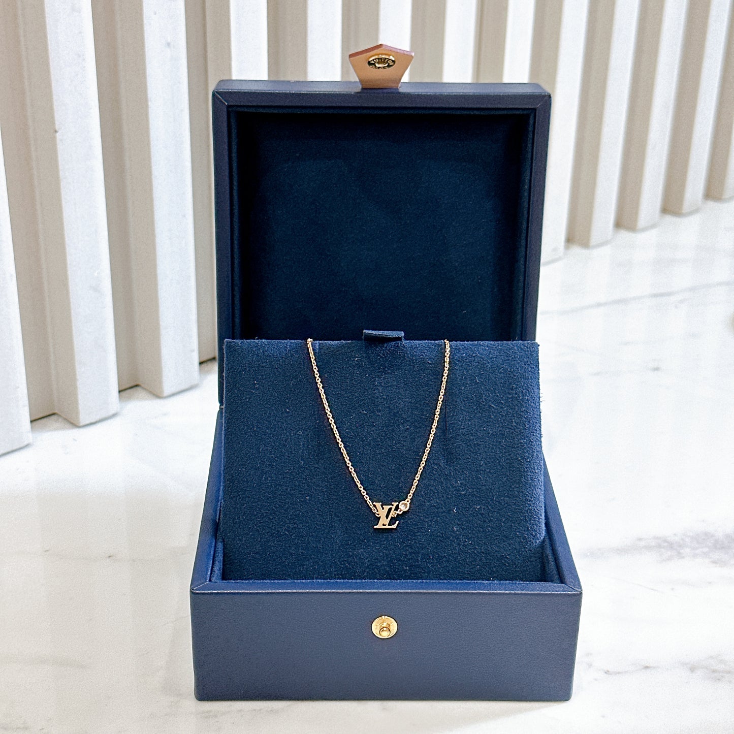 LV Idylle Blossom LV Pendent Pink Gold and Diamond
