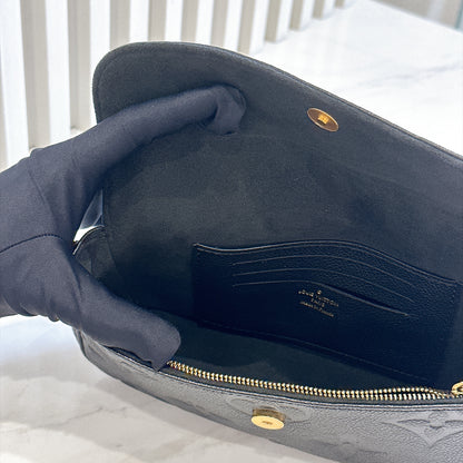 LV Ivy WOC in Black