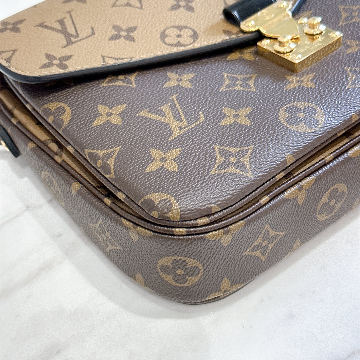 LV Monogram Reverse Pochette Metis