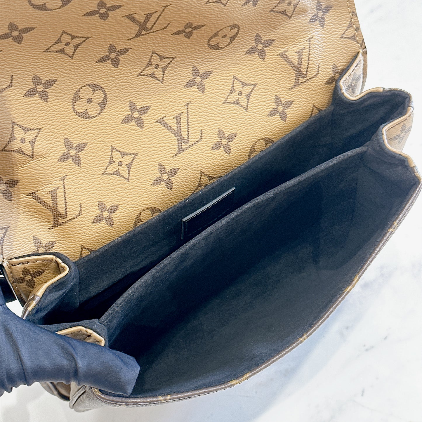LV Monogram Reverse Pochette Metis