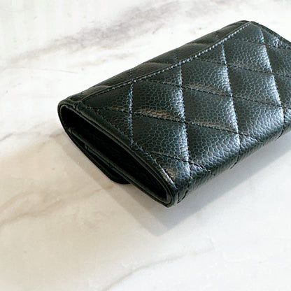 Chanel Classic Card Holder in Black Caviar