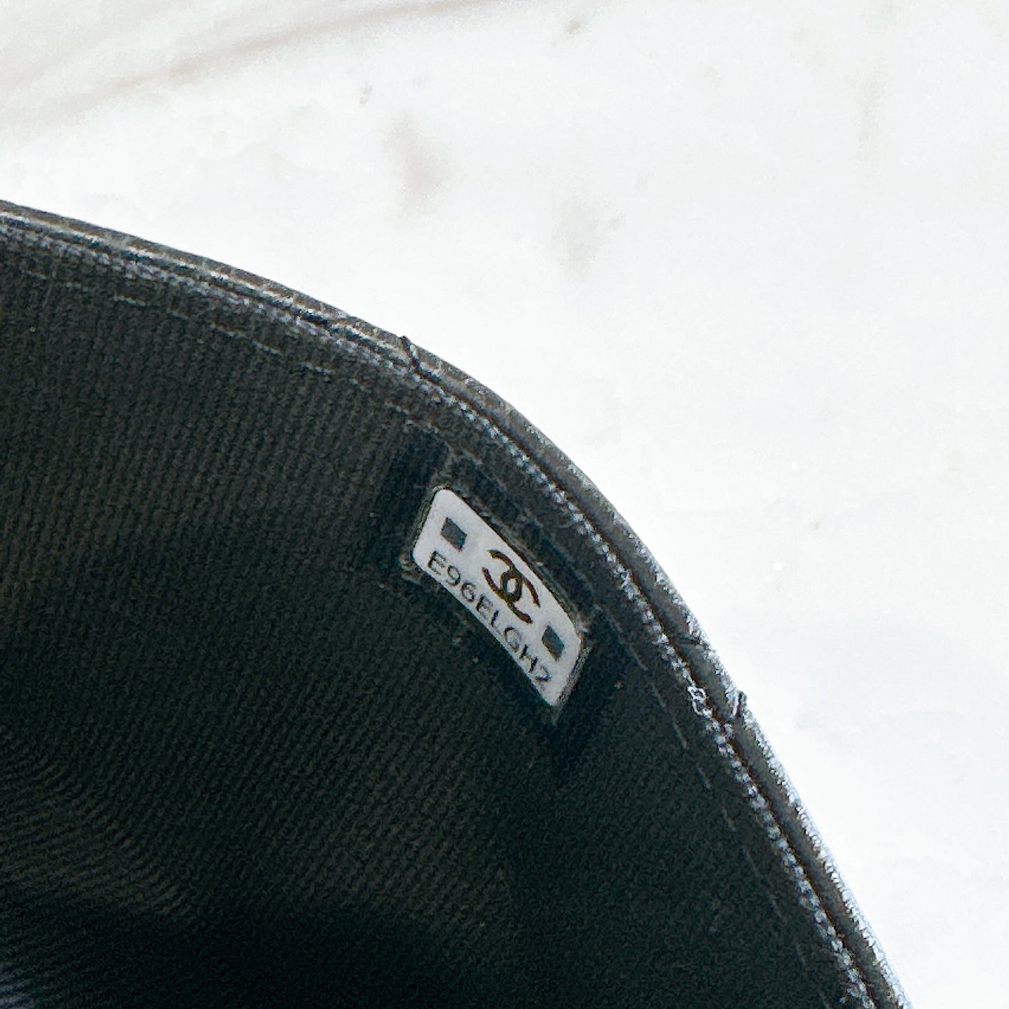 Chanel Classic Card Holder in Black Caviar