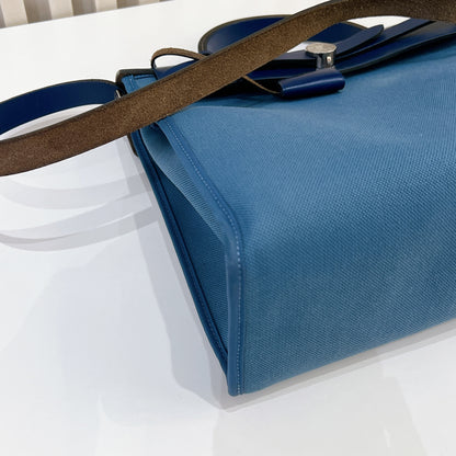Hermes Herbag 31 in Blue