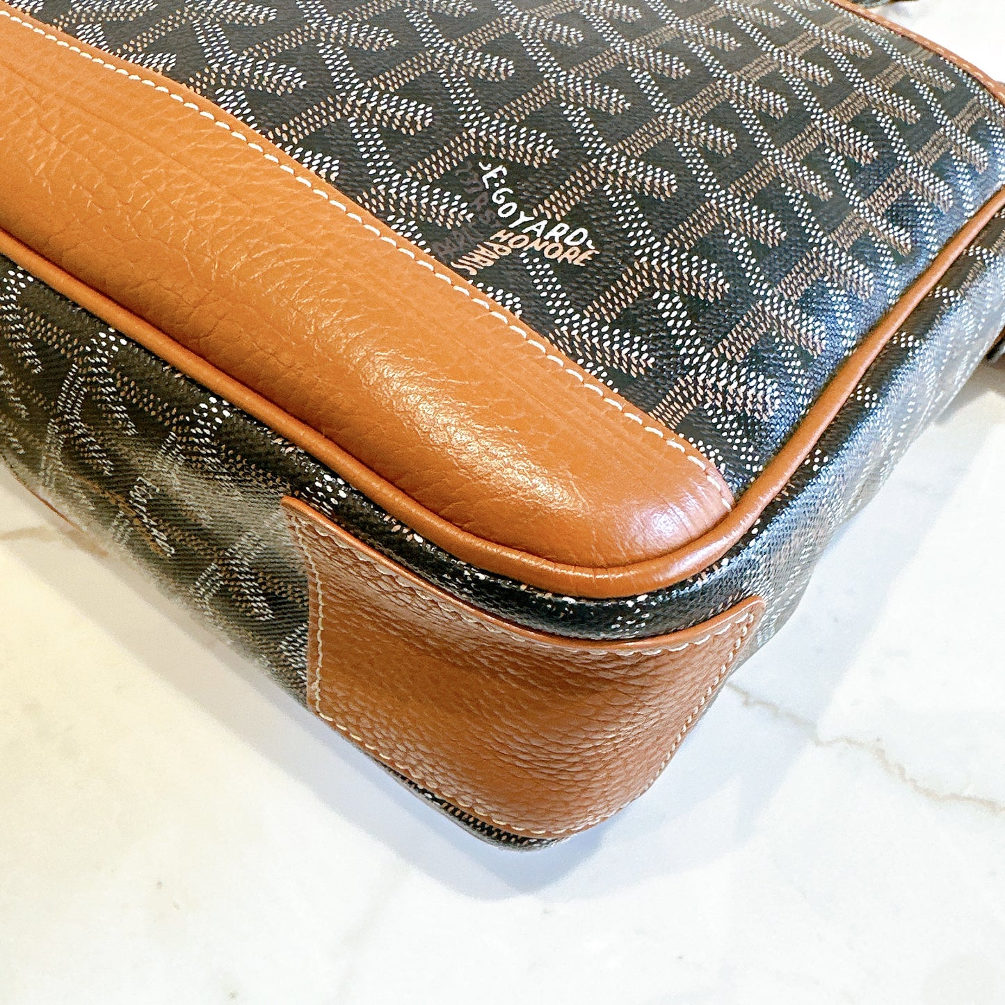 Goyard Urbain Messanger Bag in Tan