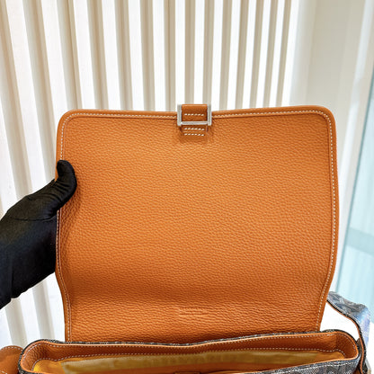 Goyard Urbain Messanger Bag in Tan