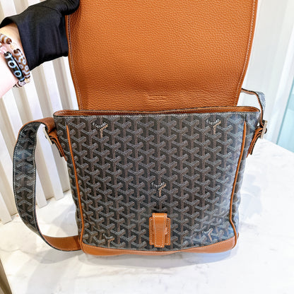 Goyard Urbain Messanger Bag in Tan