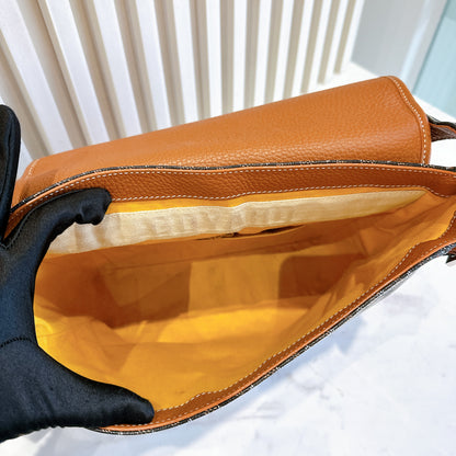 Goyard Urbain Messanger Bag in Tan