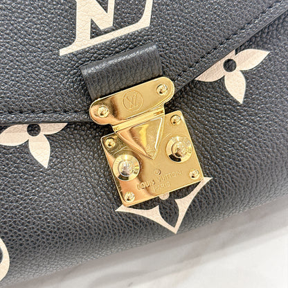 LV Pochette Metis East West in Black/Creme